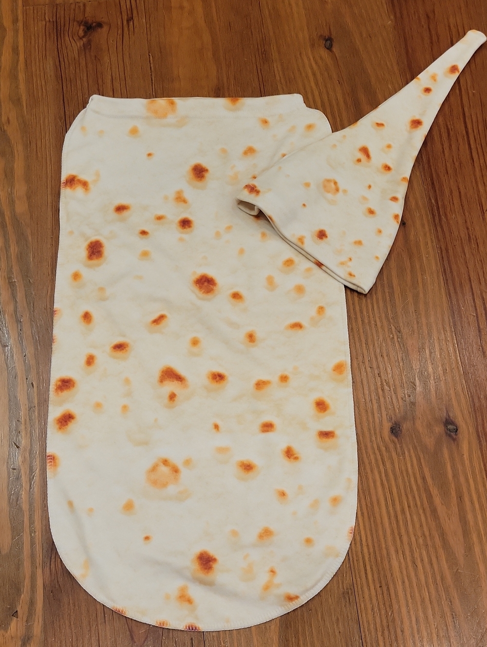Amazon Kids Tortilla Swaddle Costume in Cream and Brown